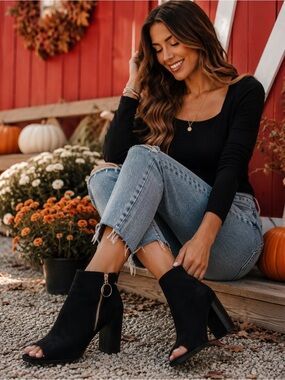 Forever 21 Black Faux Suede Peep Toe Block Heel Booties with O-Ring Zip | 7